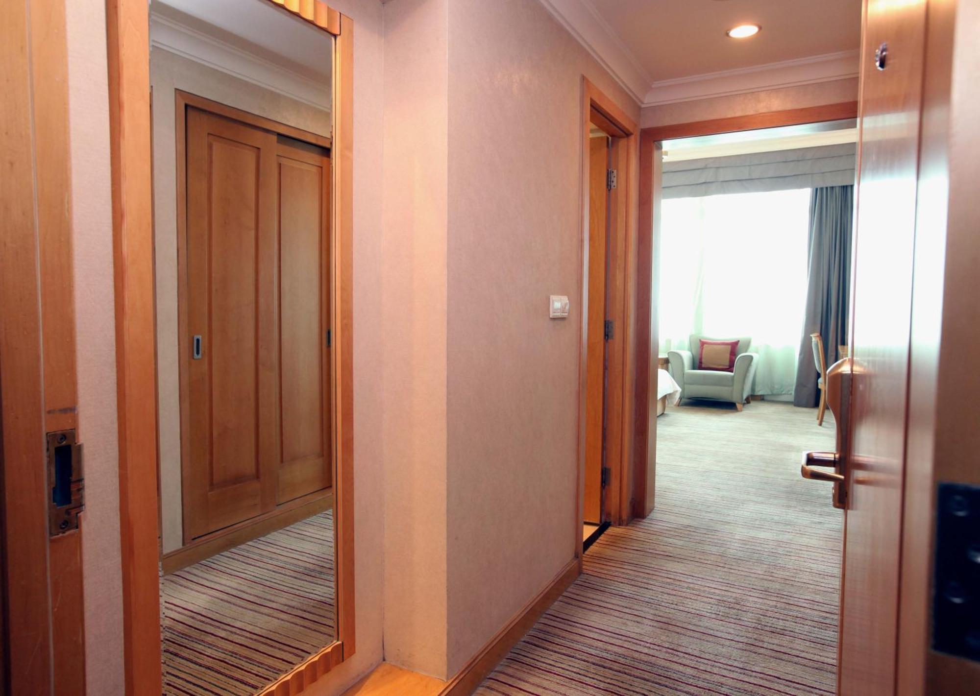 Beijing Hotel Екстер'єр фото
