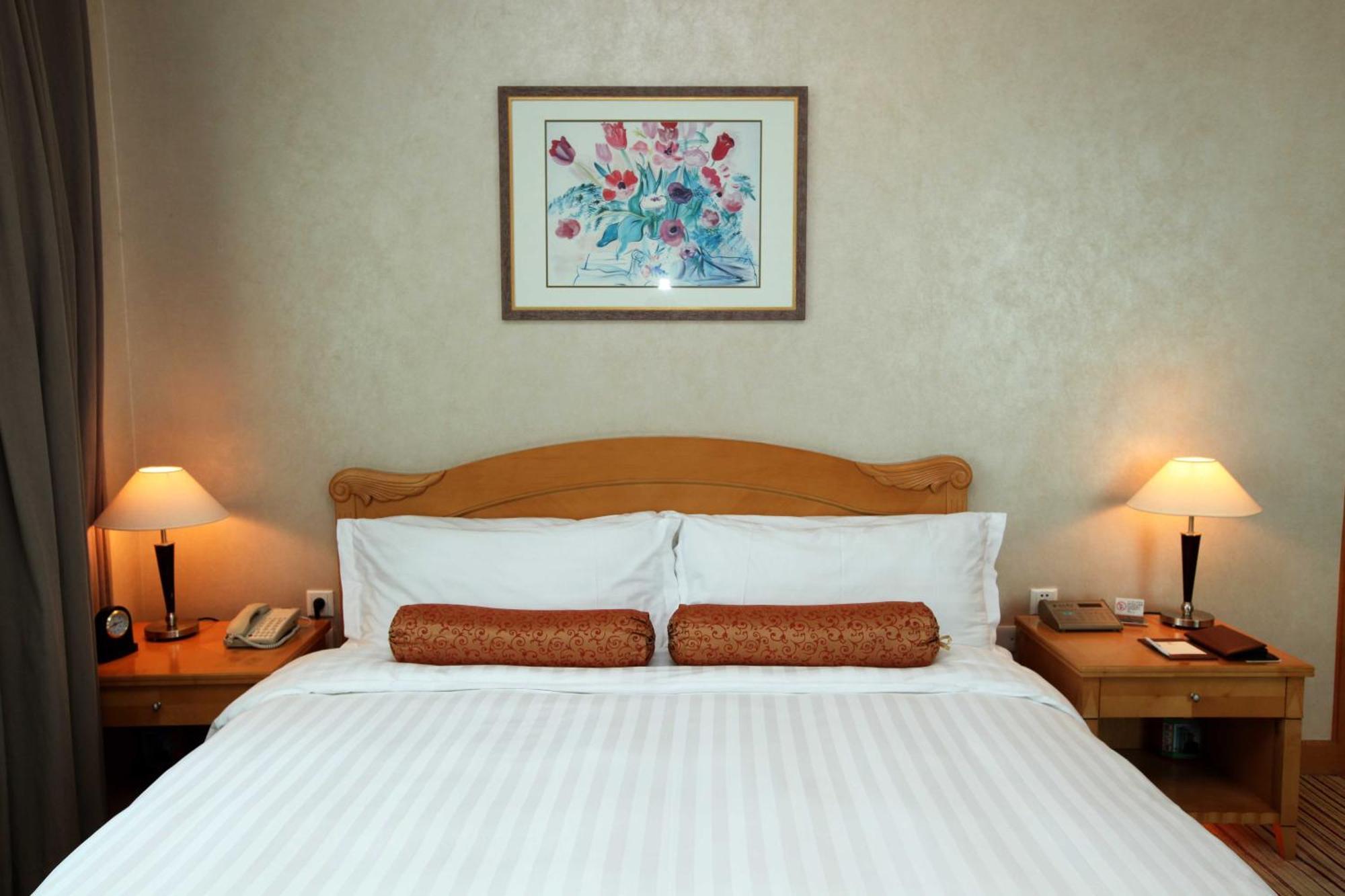 Beijing Hotel Екстер'єр фото