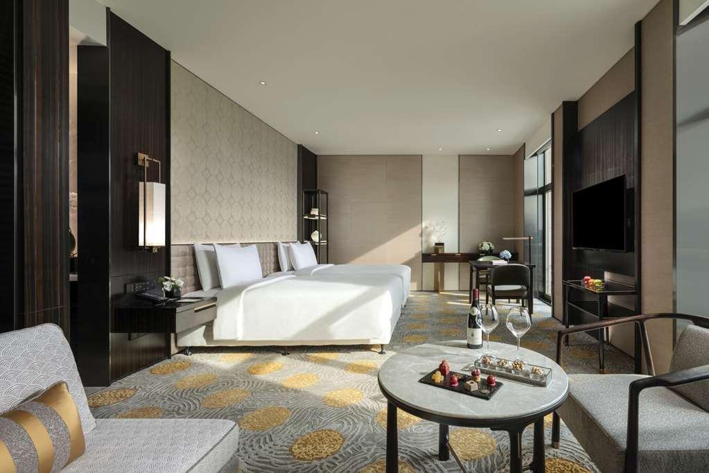 Beijing Hotel Номер фото